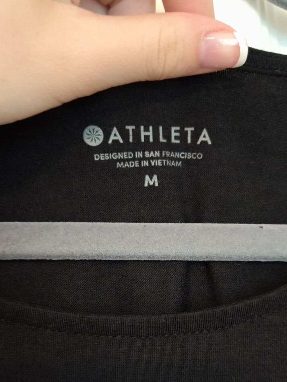 Athleta Black Scoop Neck Performance Tank - Picture 2 of 6